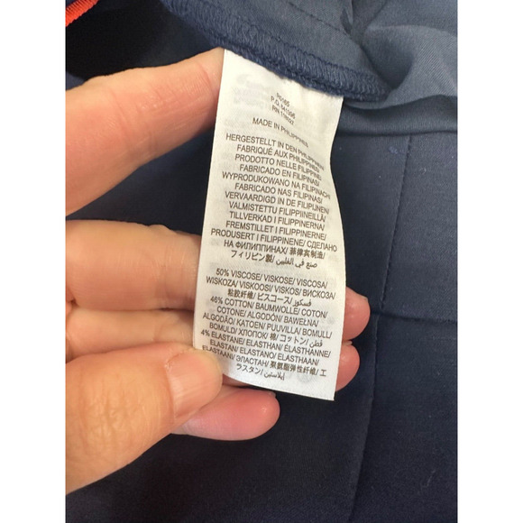 Boden Navy kick flare Cropped Pants - Picture 6 of 8